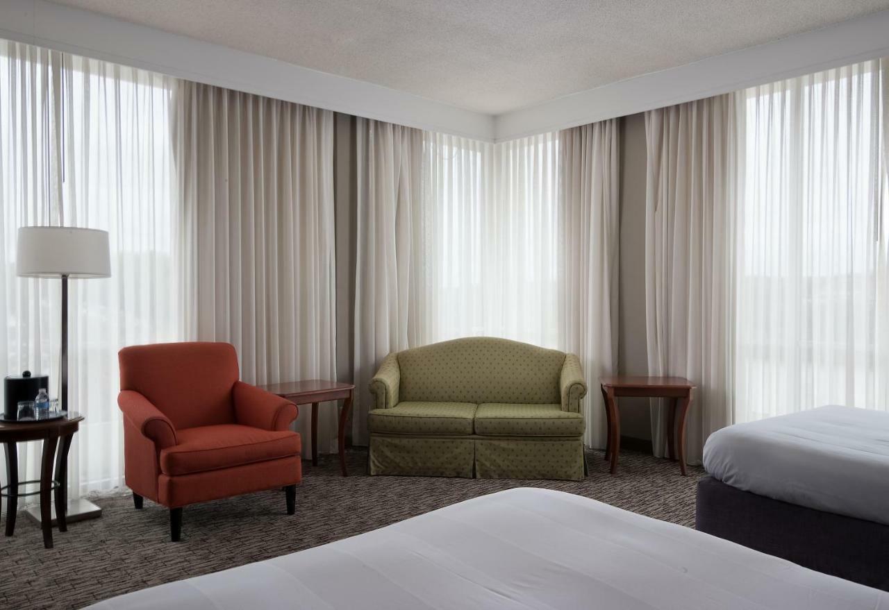 Key Bridge Marriott Hotel Arlington Exterior photo